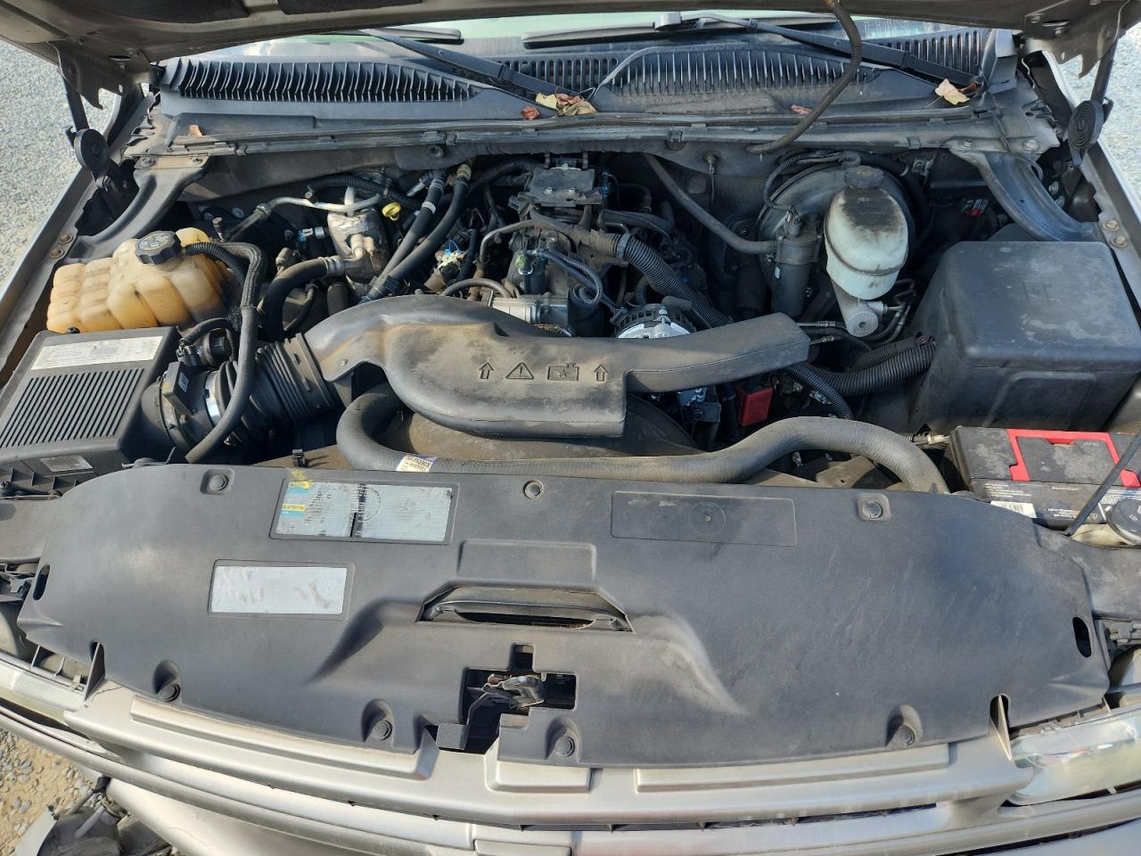 2003 Chevrolet Tahoe K1500 VIN: 1GNEK13Z53R273586 Lot: 71684835