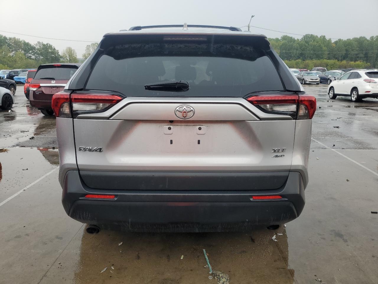 2021 Toyota Rav4 Xle VIN: 2T3P1RFV2MC211674 Lot: 82036785