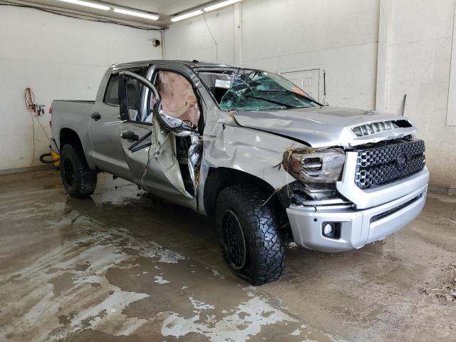  TOYOTA TUNDRA 2019 Srebrny