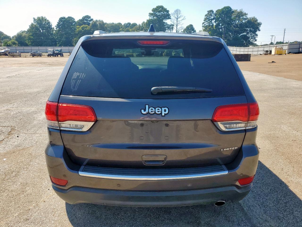 2018 Jeep Grand Cherokee Limited VIN: 1C4RJEBG4JC247064 Lot: 80220125