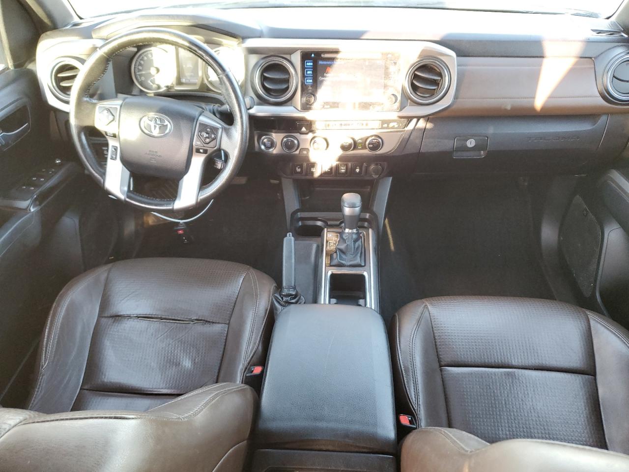 2017 Toyota Tacoma Double Cab VIN: 5TFHZ5BN6HX015541 Lot: 82102855