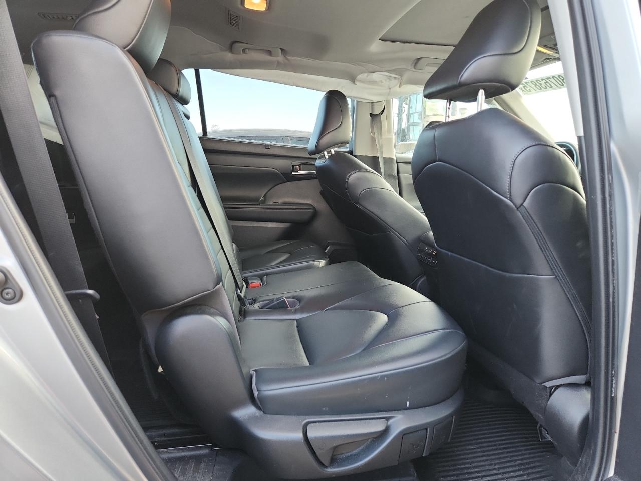 2022 Toyota Highlander Xle VIN: 5TDGZRBH6NS595369 Lot: 80763875