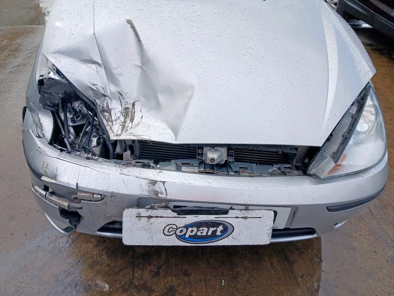 2002 FORD FOCUS GHIA 