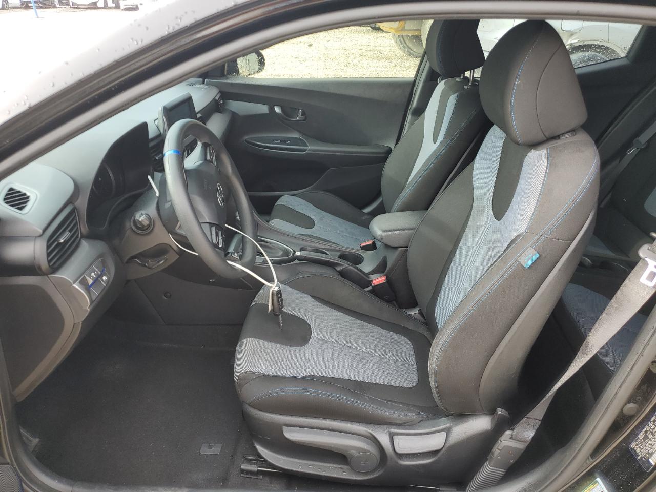 2020 Hyundai Veloster Base VIN: KMHTG6AF0LU028954 Lot: 71968435