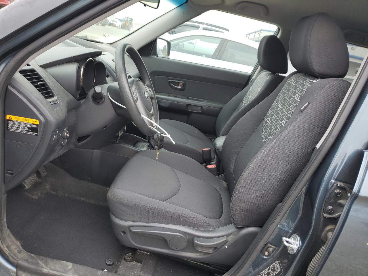 2011 Kia Soul + VIN: KNDJT2A20B7297661 Lot: 80740405