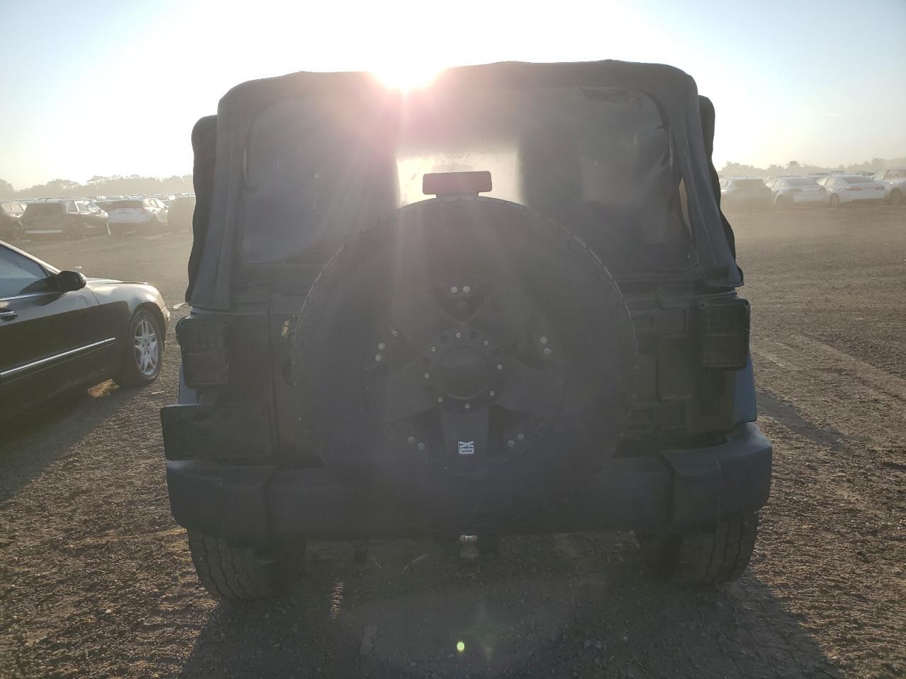 2013 Jeep Wrangler Sport VIN: 1C4AJWAG6DL582738 Lot: 81096975