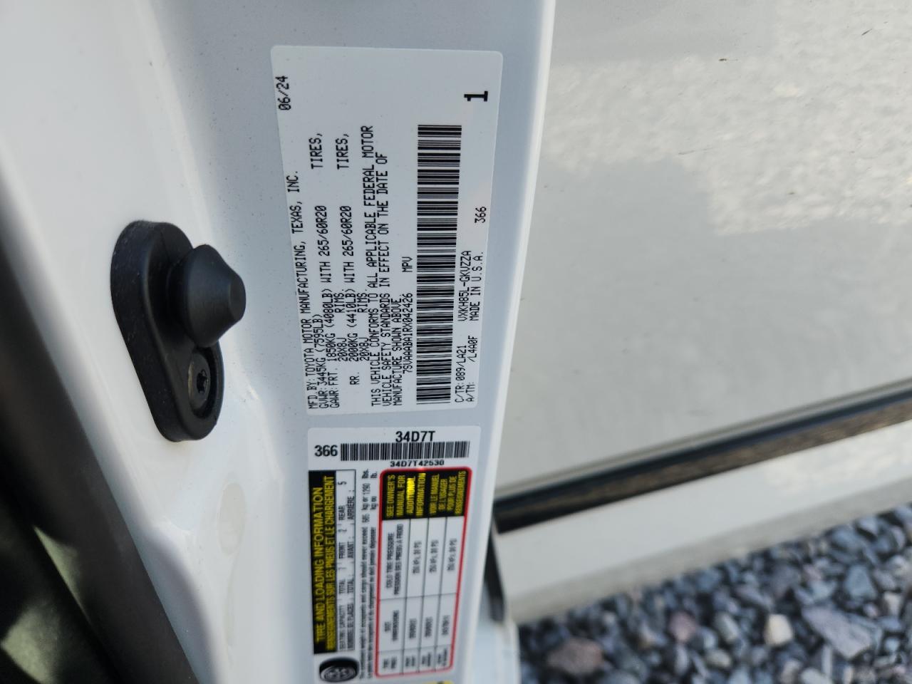 2024 Toyota Sequoia Sr5 VIN: 7SVAAABA1RX042426 Lot: 84625595