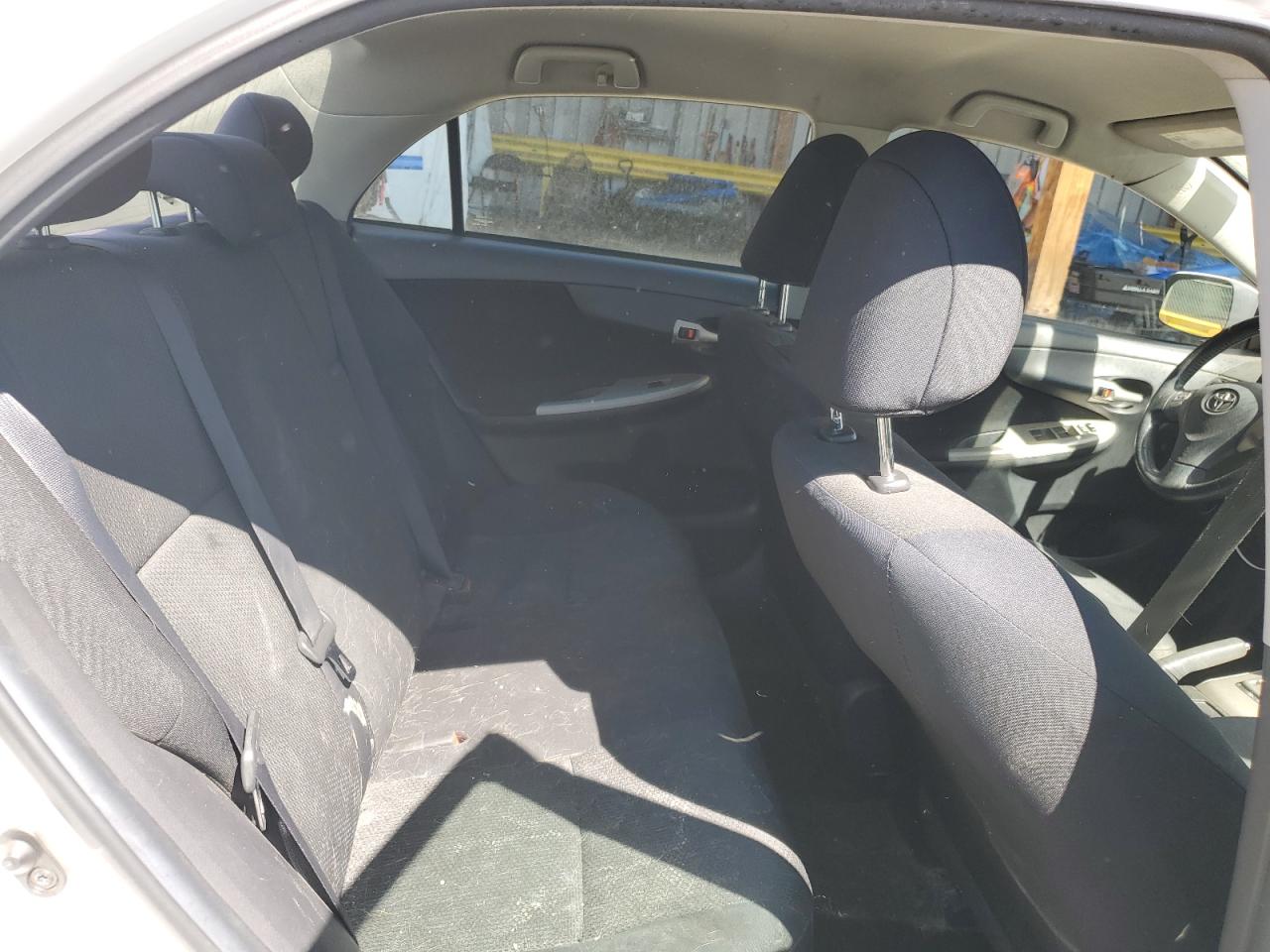 2010 Toyota Corolla Base VIN: 2T1BU4EE0AC404495 Lot: 71737815