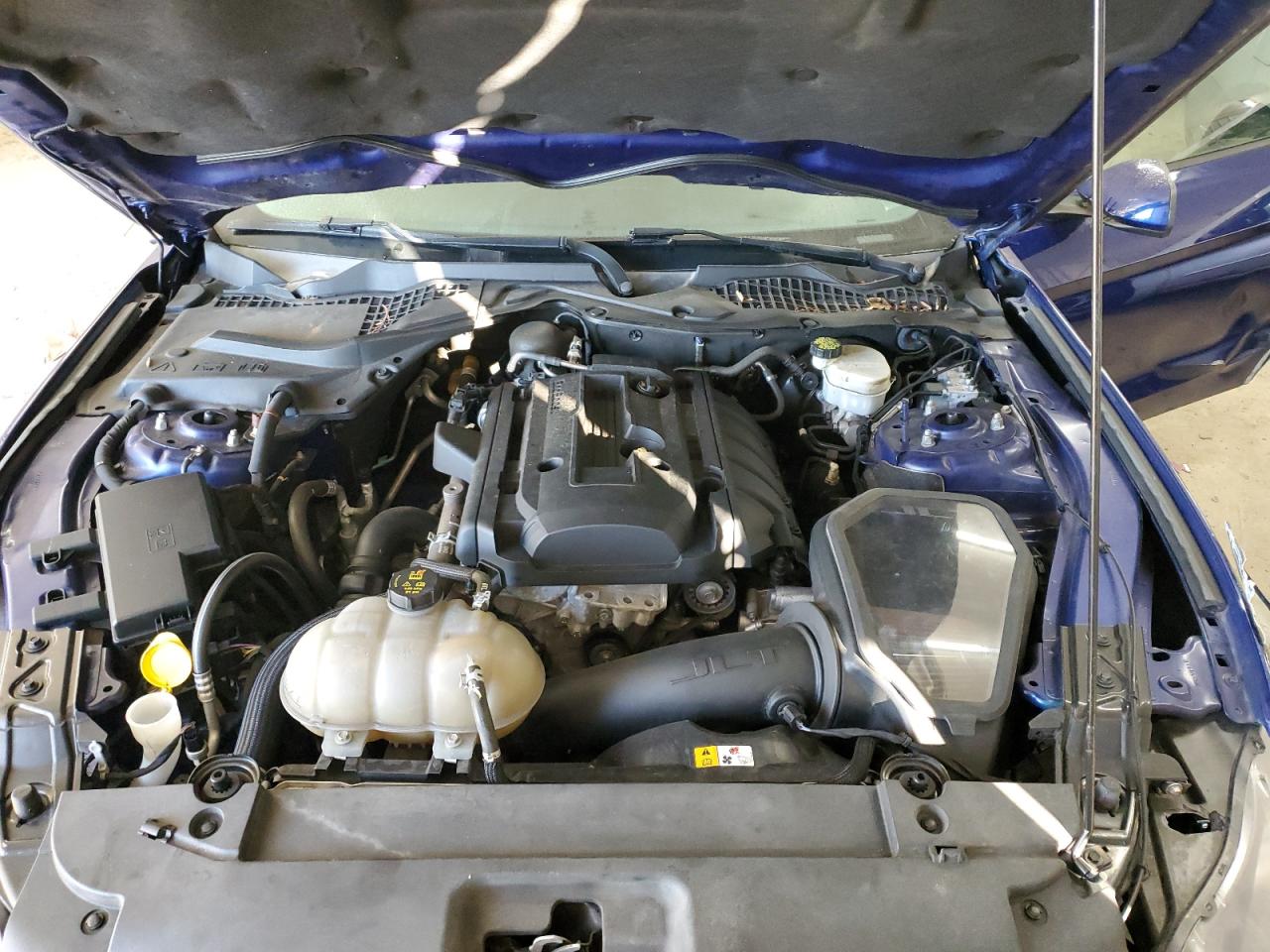 2016 Ford Mustang VIN: 1FA6P8TH6G5321209 Lot: 83828975