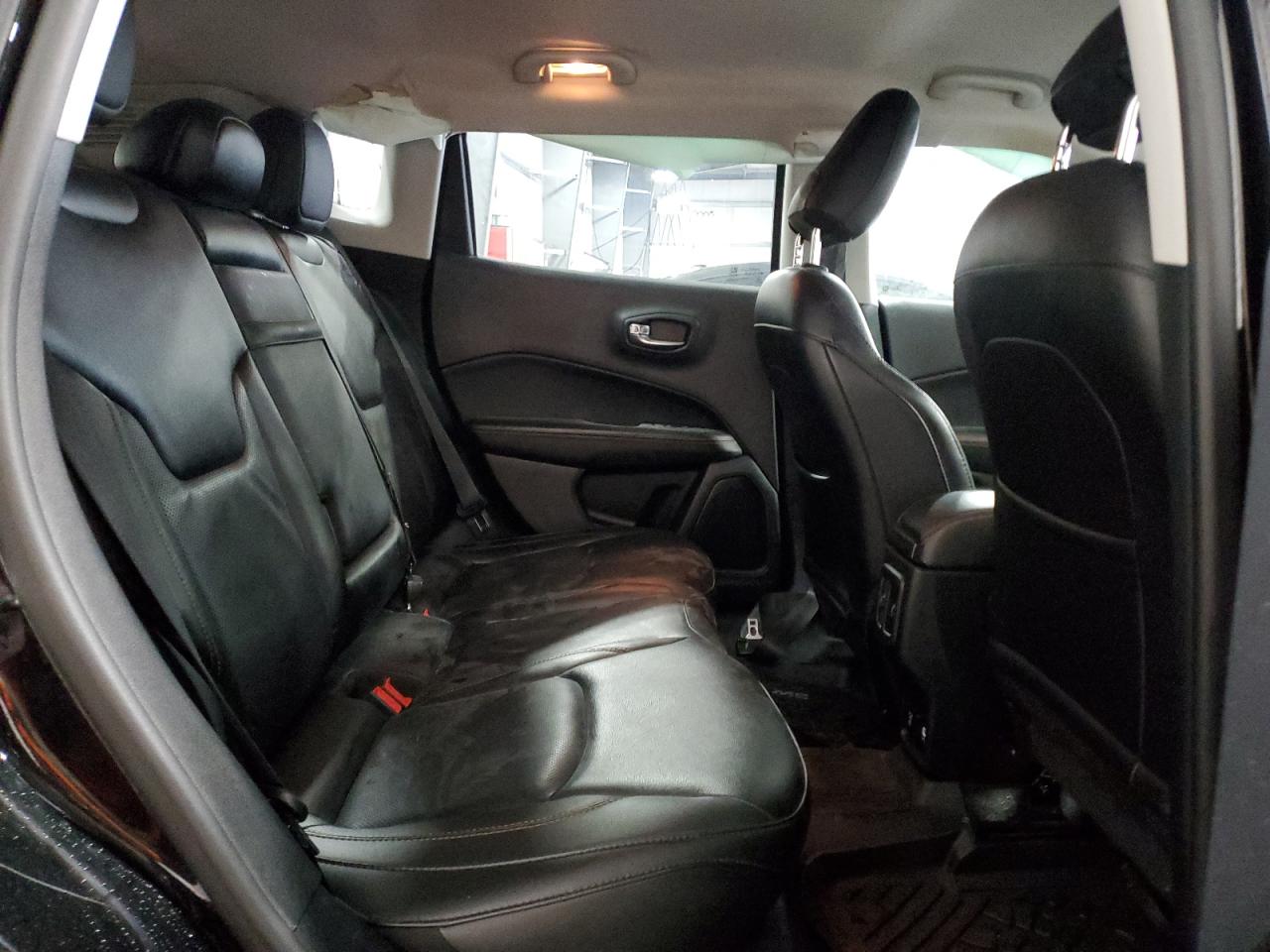 2018 Jeep Compass Limited VIN: 3C4NJDCB2JT210790 Lot: 81388905