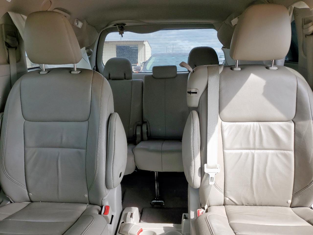2015 Toyota Sienna Xle VIN: 5TDYK3DC7FS643776 Lot: 83765695