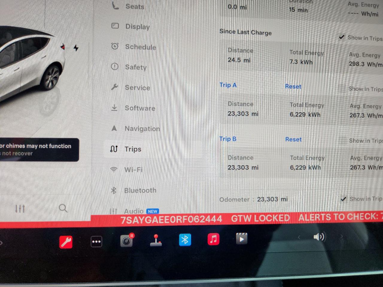 2024 Tesla Model Y VIN: 7SAYGAEE0RF062444 Lot: 70817075