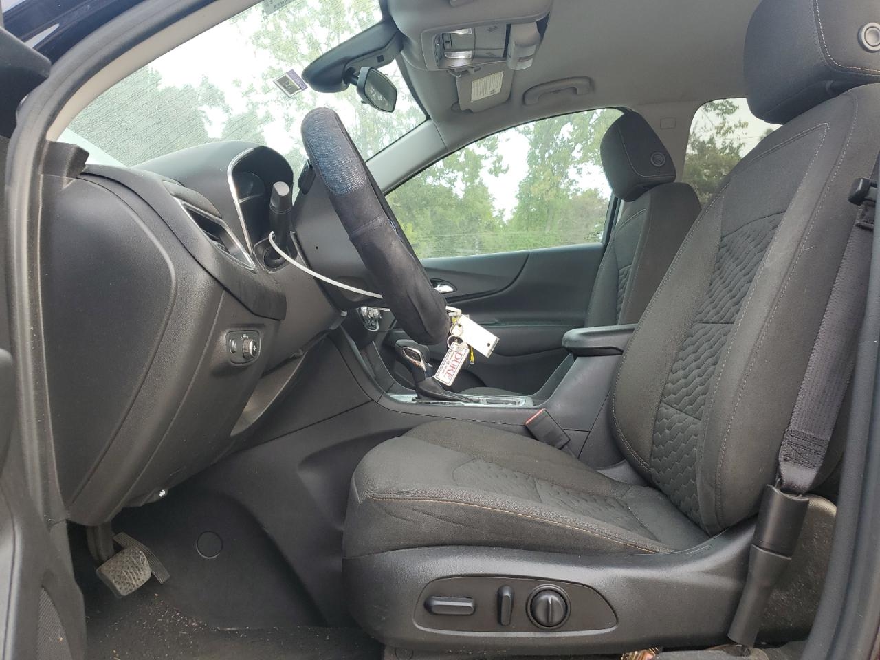 2020 Chevrolet Equinox Lt VIN: 3GNAXKEV0LS573016 Lot: 70936645