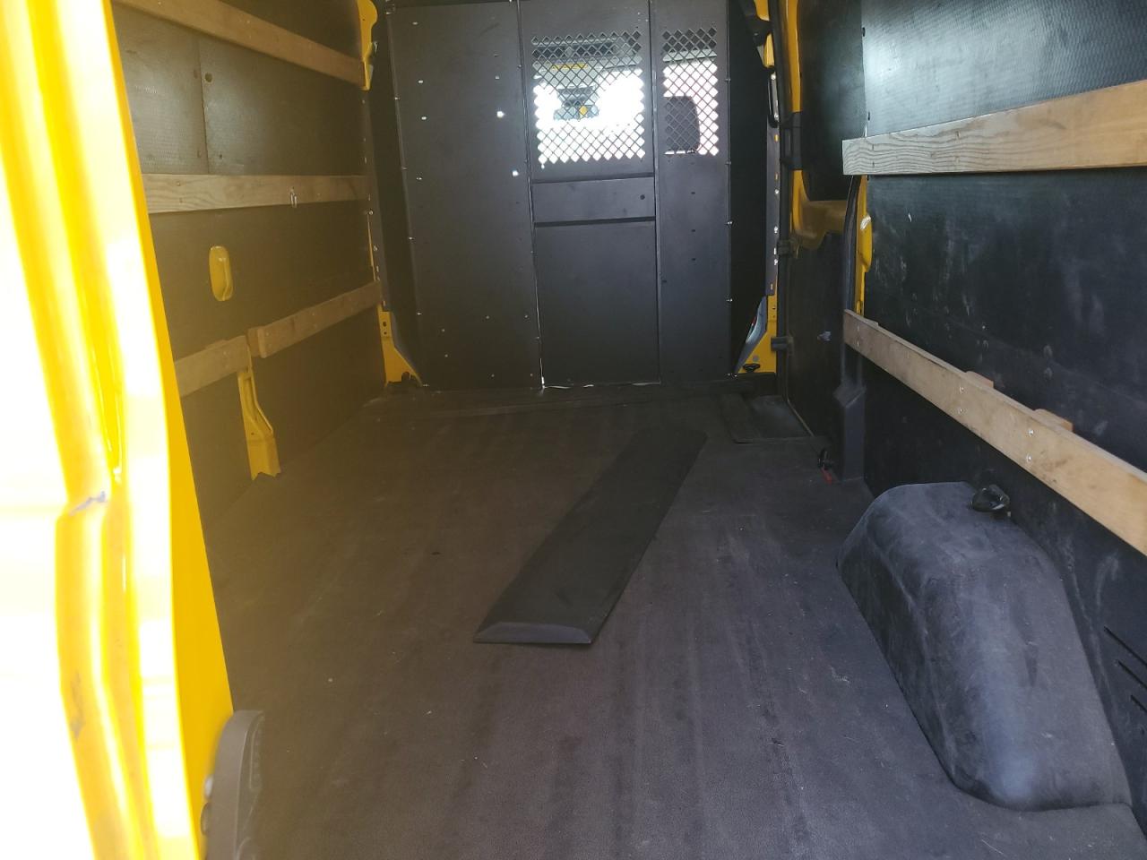 2018 Ford Transit T-250 VIN: 1FTYR2XM4JKA64013 Lot: 81253925