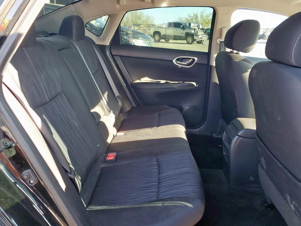 2017 Nissan Sentra S VIN: 3N1AB7AP3HY363321 Lot: 80582515