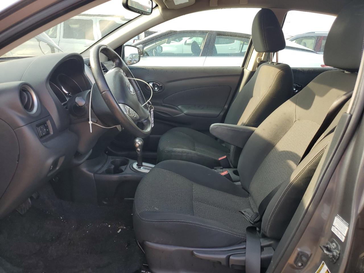 2016 Nissan Versa S VIN: 3N1CN7AP4GL860244 Lot: 81211625