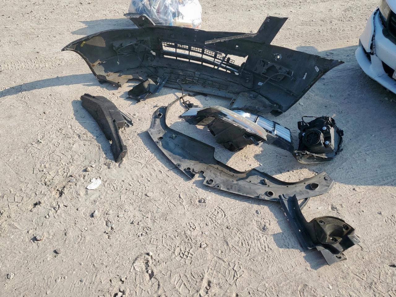 2015 Cadillac Srx Luxury Collection VIN: 3GYFNBE32FS559474 Lot: 80914055