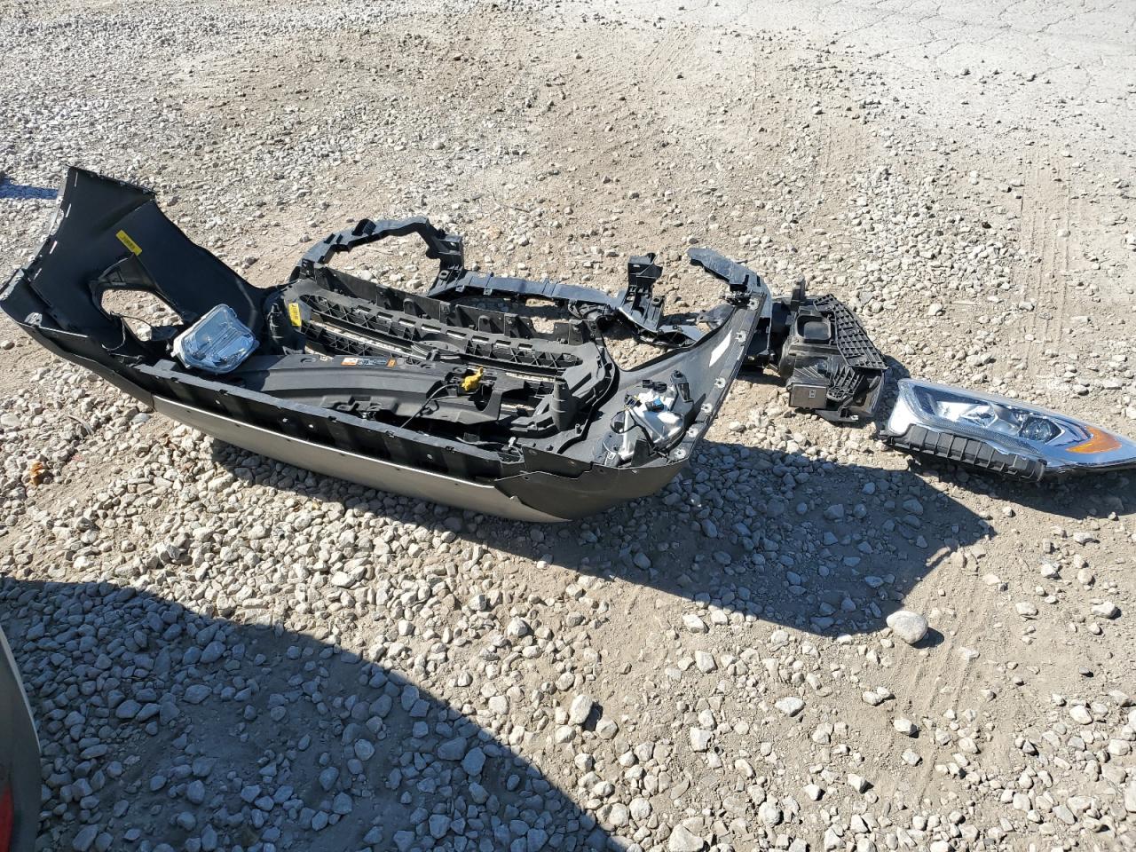 2018 Ford Escape Sel VIN: 1FMCU0HD8JUC46373 Lot: 81266325