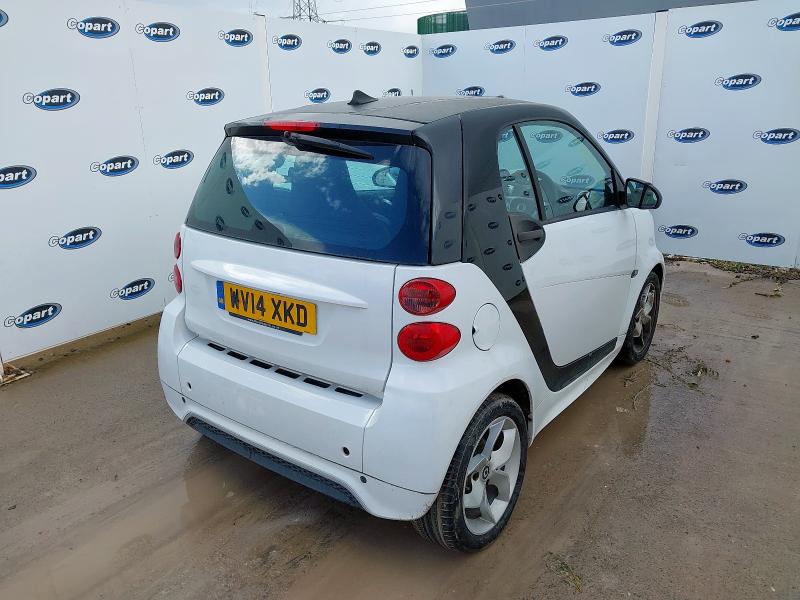 2014 SMART FORTWO PULSE MHD AUTO PULSE MHD 2DR SOFTOUCH AUTO [2010