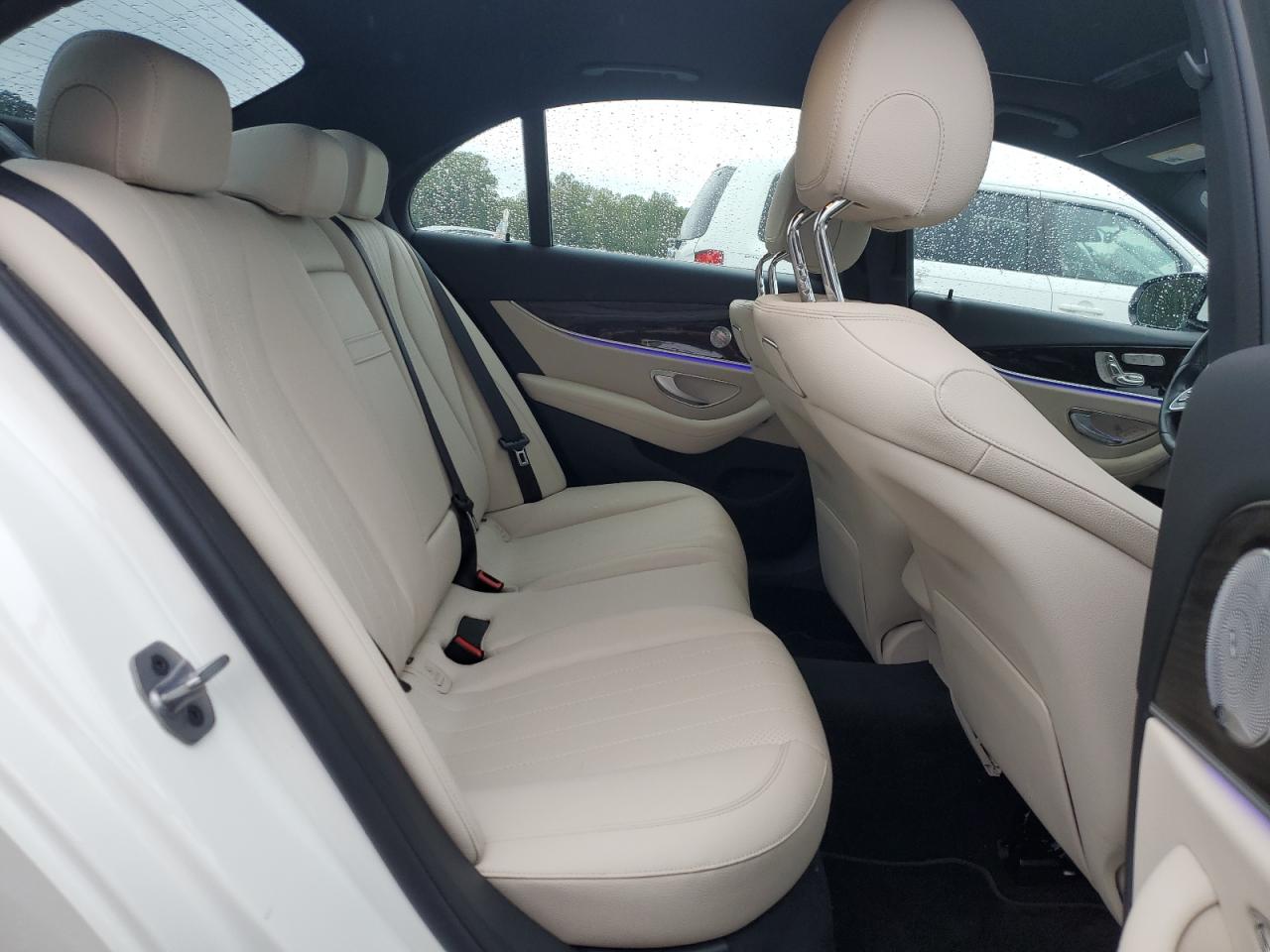 2019 Mercedes-Benz E 300 VIN: WDDZF4JB7KA511172 Lot: 84164705
