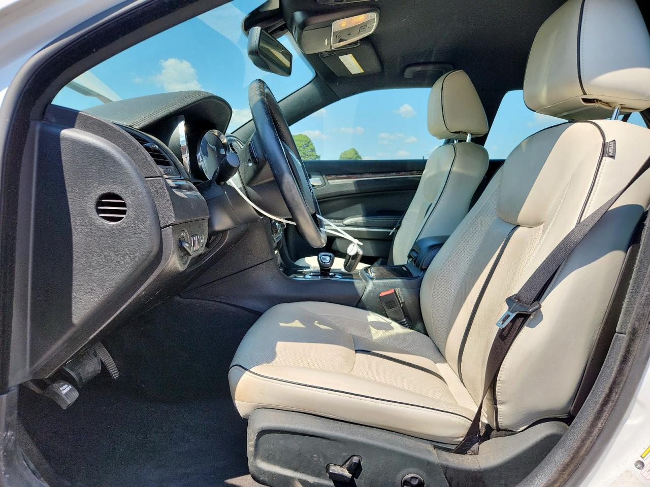 2013 Chrysler 300 VIN: 2C3CCAAG0DH727764 Lot: 72054575