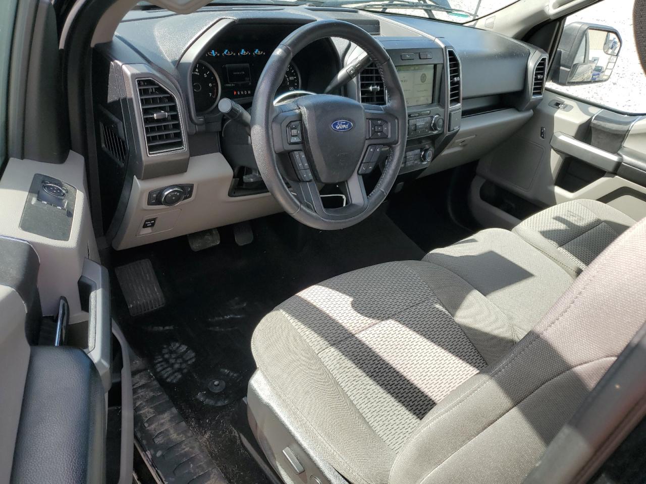 2019 Ford F150 VIN: 1FTMF1E56KFA62559 Lot: 71506495