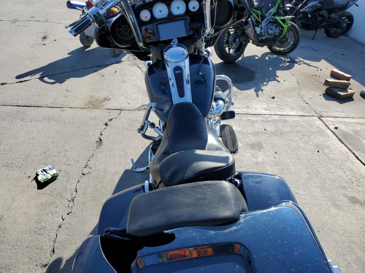 2016 Harley-Davidson Flhxs Street Glide Special VIN: 1HD1KRM39GB614310 Lot: 81810325