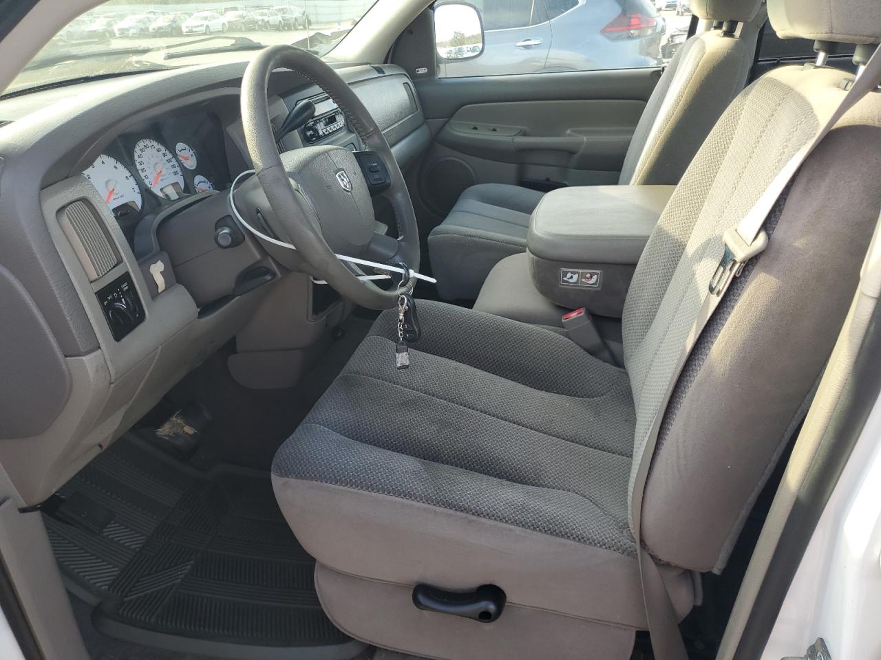 2004 Dodge Ram 1500 St VIN: 1D7HA18D64S599998 Lot: 81292055