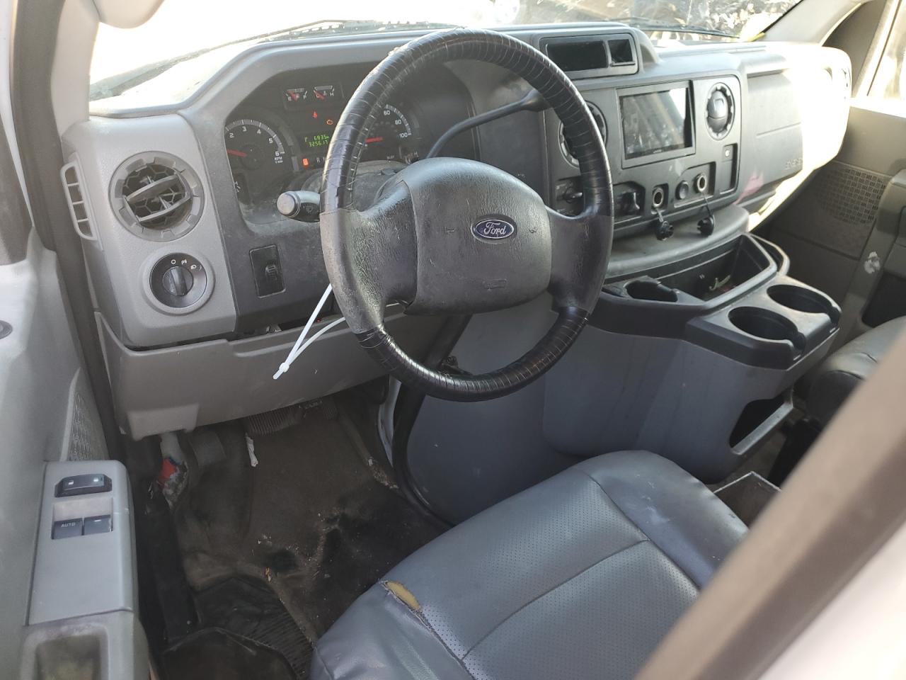 2013 Ford Econoline E150 Van VIN: 1FTNE1EL0DDA91303 Lot: 72075955