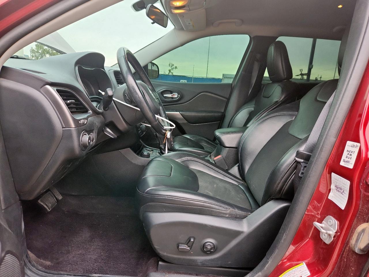 2019 Jeep Cherokee Latitude Plus VIN: 1C4PJMLX2KD140073 Lot: 71470095