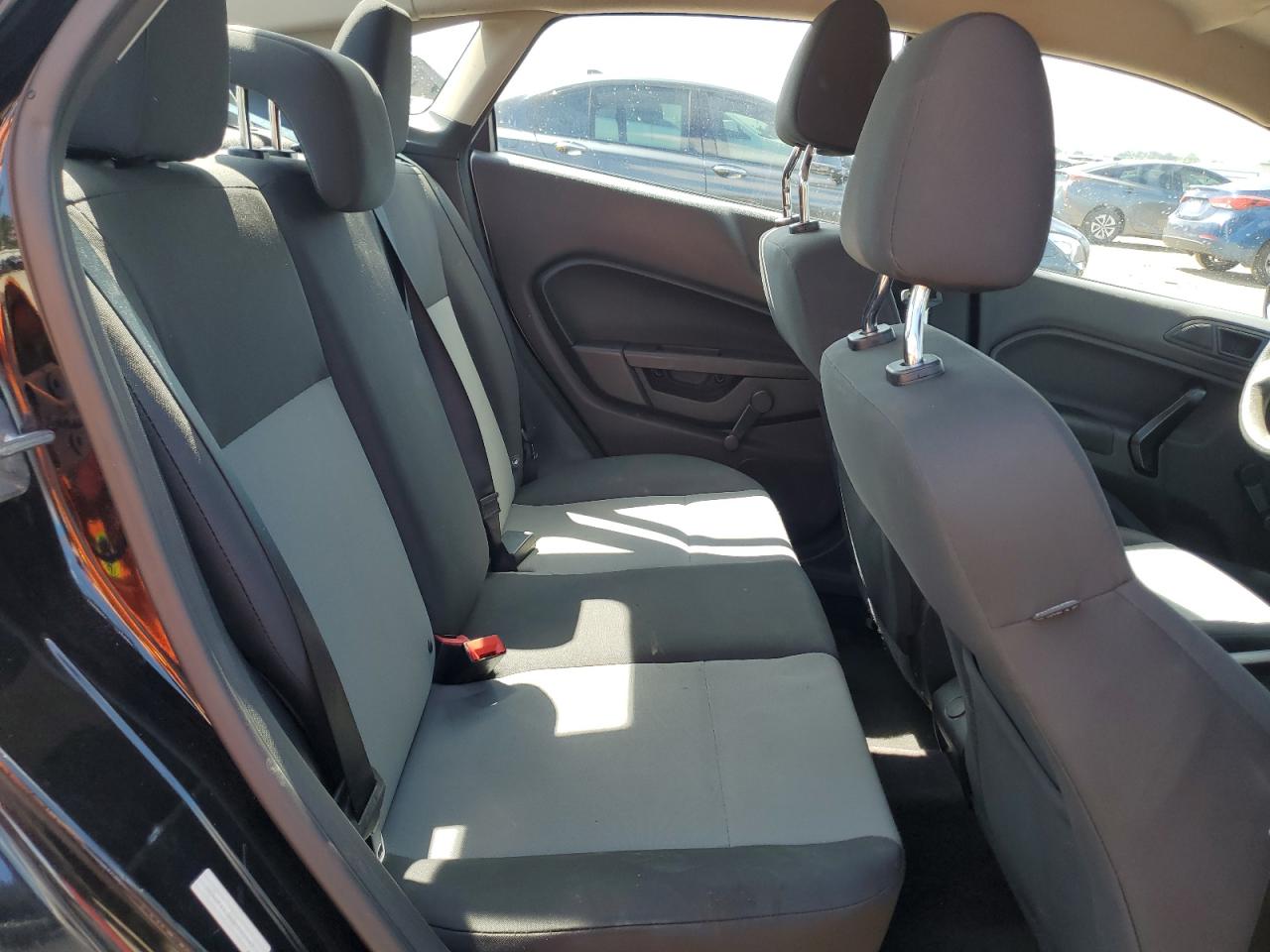 2016 Ford Fiesta S VIN: 3FADP4AJ8GM103949 Lot: 70992125