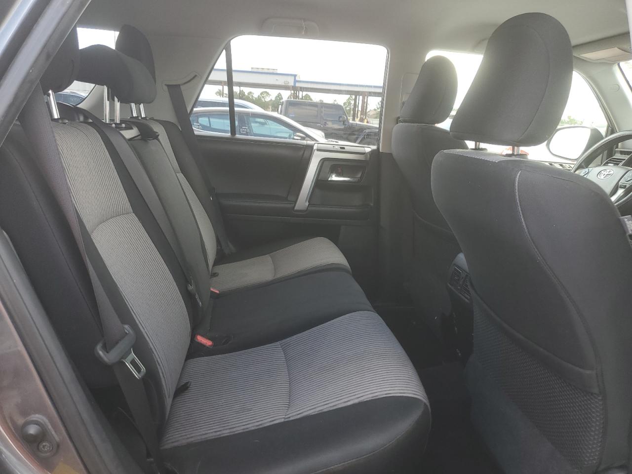 2017 Toyota 4Runner Sr5/Sr5 Premium VIN: JTEBU5JR4H5418319 Lot: 84197765