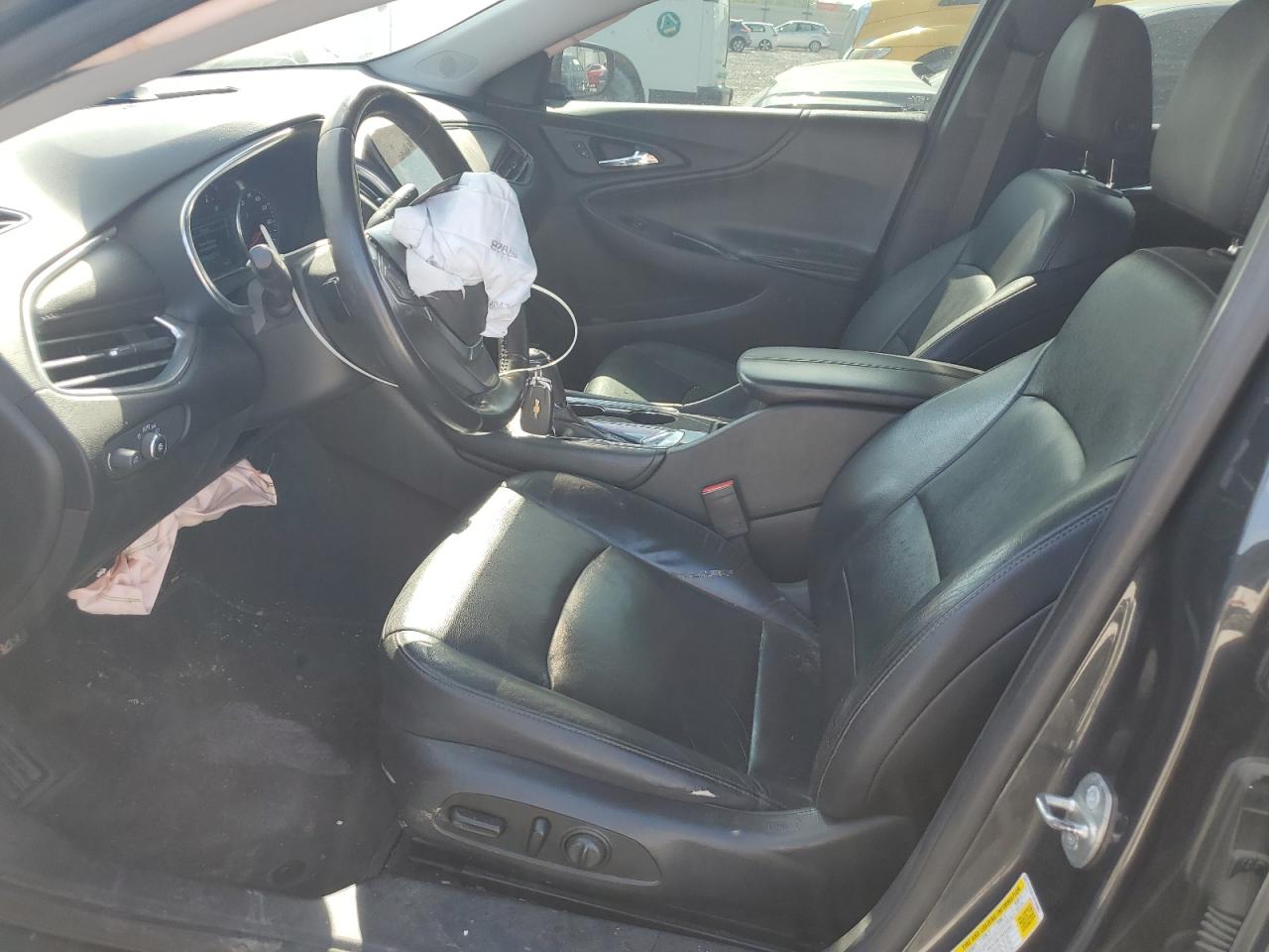 2017 Chevrolet Malibu Lt VIN: 1G1ZE5ST4HF209983 Lot: 84586205