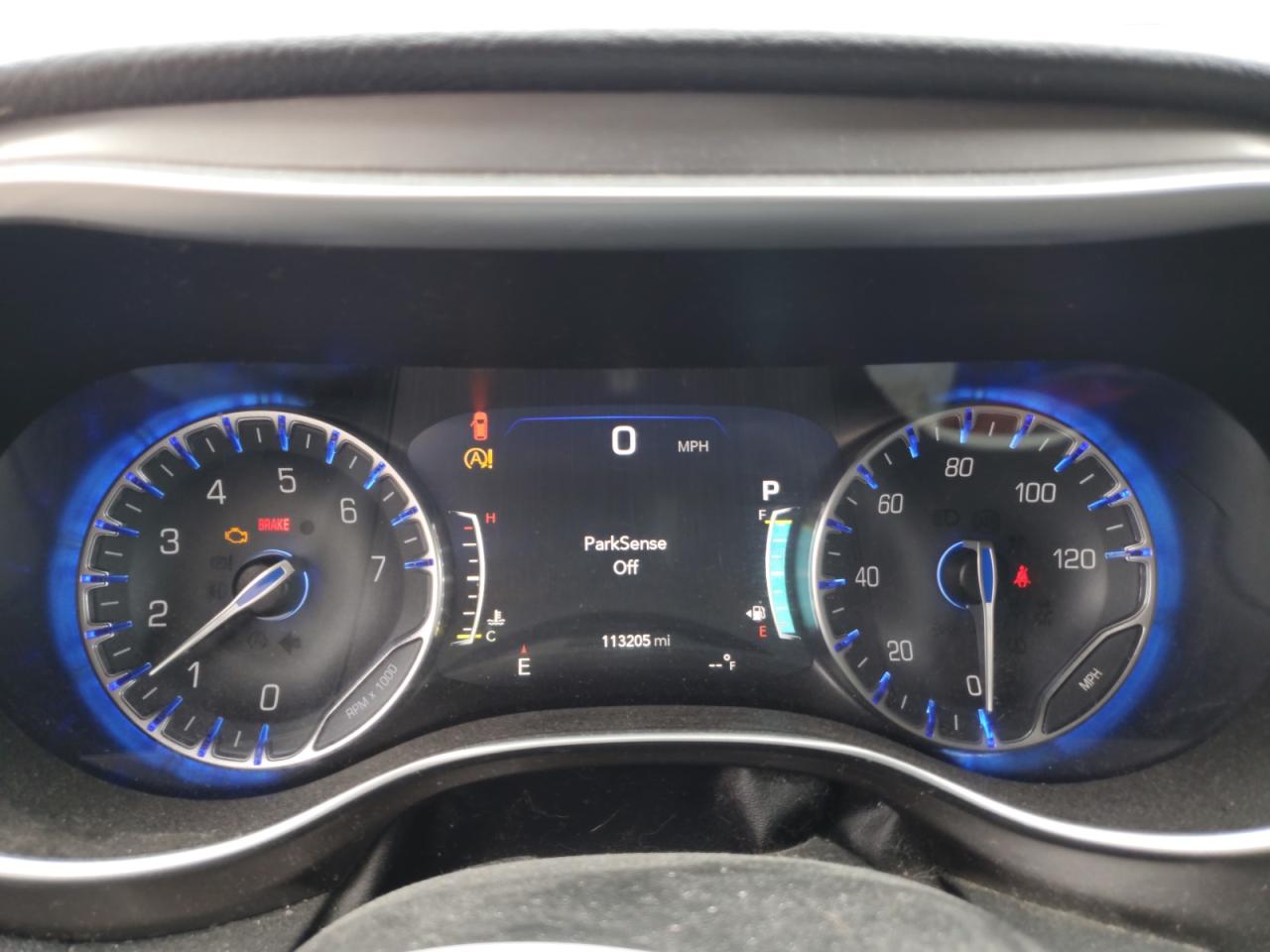 2017 Chrysler Pacifica Limited VIN: 2C4RC1GG1HR812643 Lot: 81807085