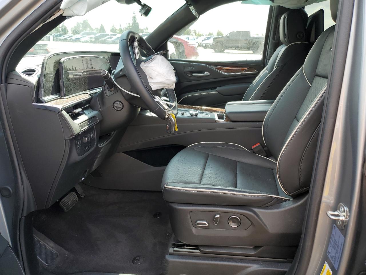 2024 Cadillac Escalade Premium Luxury VIN: 1GYS4BKL0RR372179 Lot: 81900975