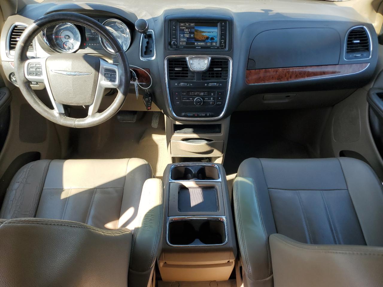 2015 Chrysler Town & Country Touring VIN: 2C4RC1BG9FR552559 Lot: 84014495