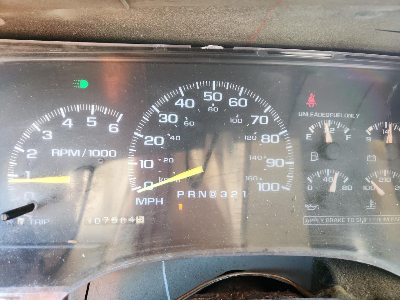 1999 Chevrolet Suburban C1500 VIN: 3GNEC16R1XG264785 Lot: 81626895