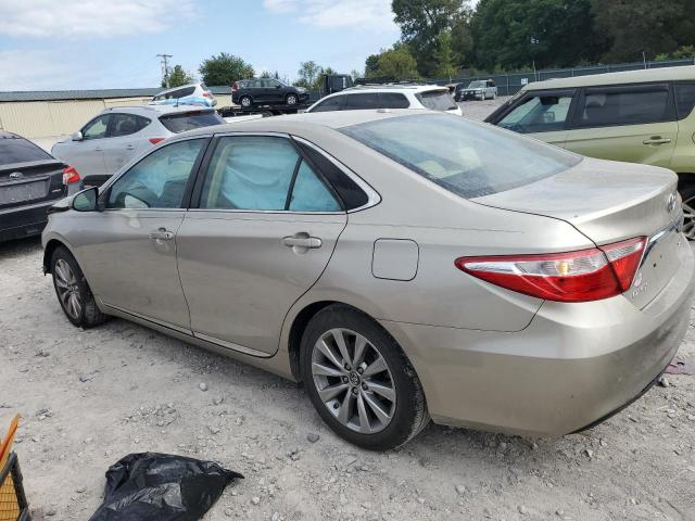  TOYOTA CAMRY 2017 Золотой