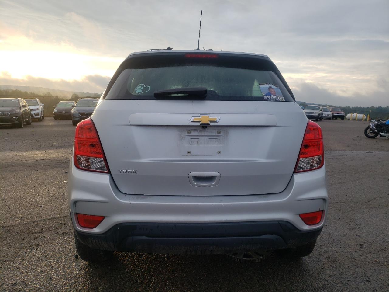2018 Chevrolet Trax Ls VIN: 3GNCJKSB5JL171150 Lot: 80494355