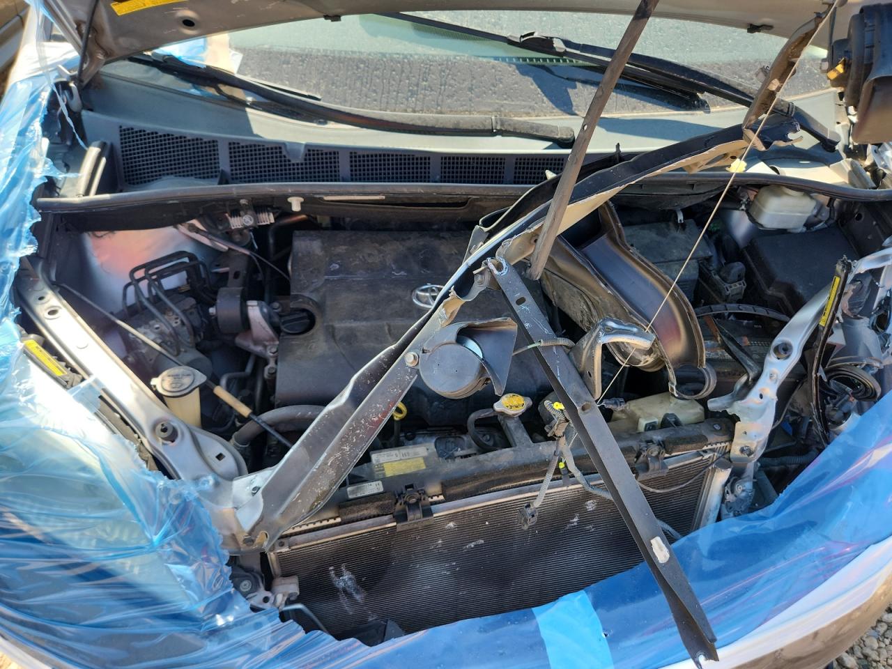 2011 Toyota Sienna Xle VIN: 5TDYK3DC4BS005091 Lot: 71254215