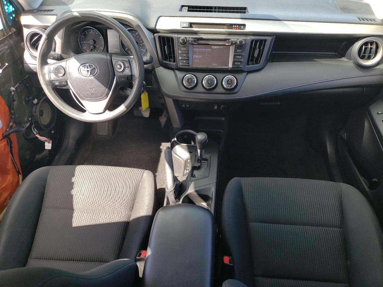 2017 Toyota Rav4 Le VIN: 2T3BFREV2HW613910 Lot: 71789005