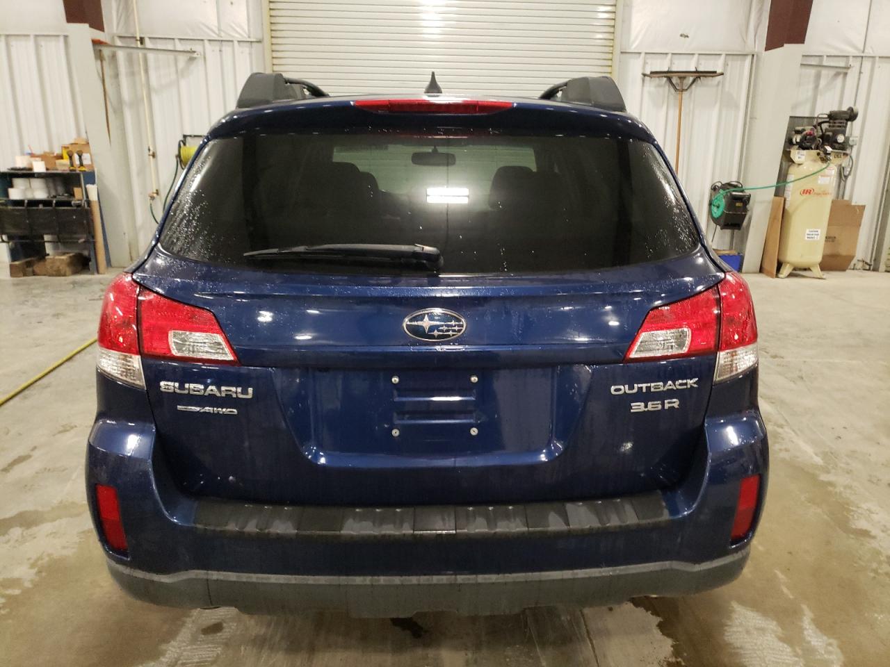 2011 Subaru Outback 3.6R Limited VIN: 4S4BRDLC4B2447218 Lot: 82152545