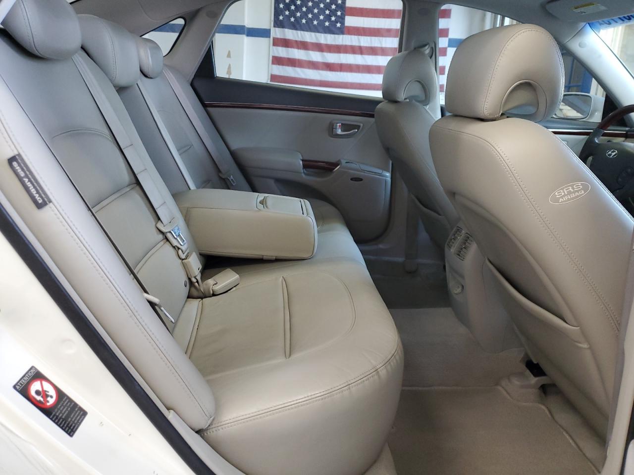 2006 Hyundai Azera Se VIN: KMHFC46F46A080437 Lot: 81836775