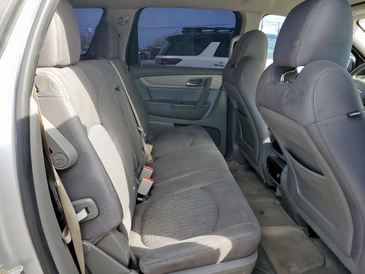 2016 Chevrolet Traverse Ls VIN: 1GNKRFED7GJ211561 Lot: 80755495