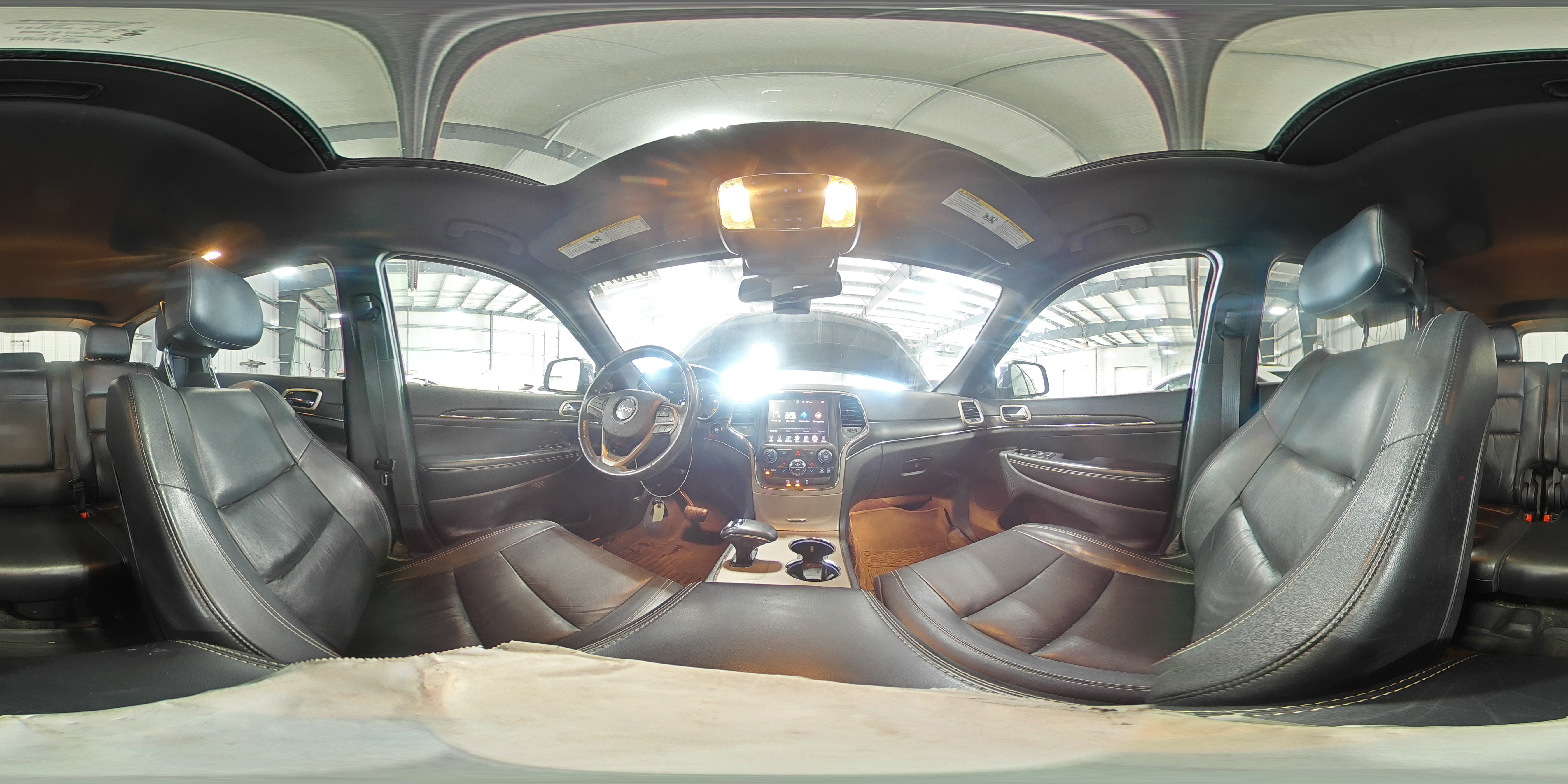 2015 Jeep Grand Cherokee Limited VIN: 1C4RJFBG4FC679778 Lot: 81497185