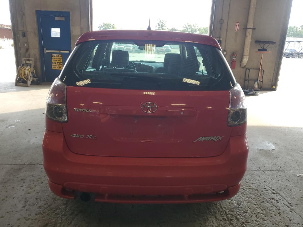 2006 Toyota Corolla Matrix Base VIN: 2T1LR30E86C551405 Lot: 80879595