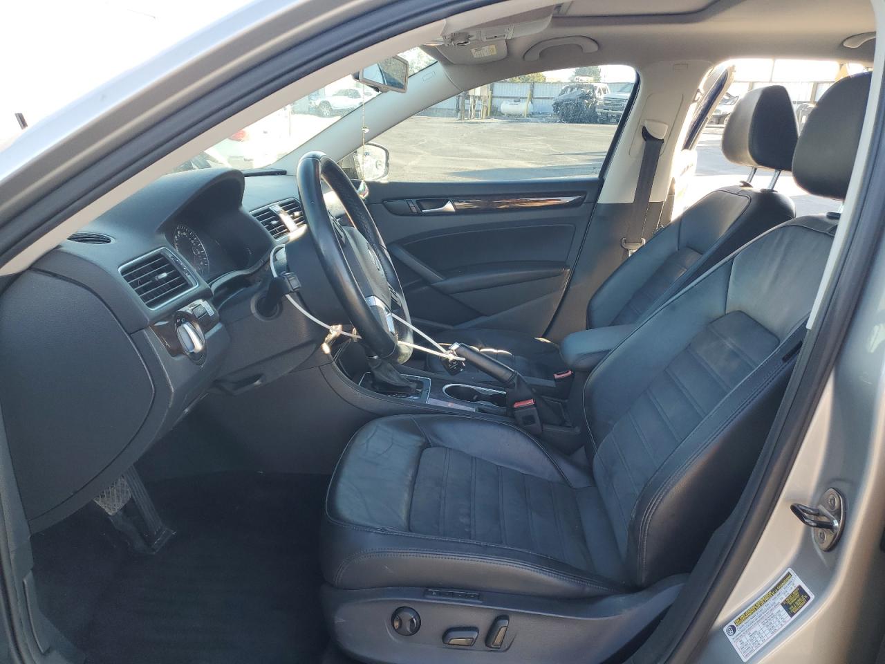 2014 Volkswagen Passat Sel VIN: 1VWCN7A3XEC046695 Lot: 81782105