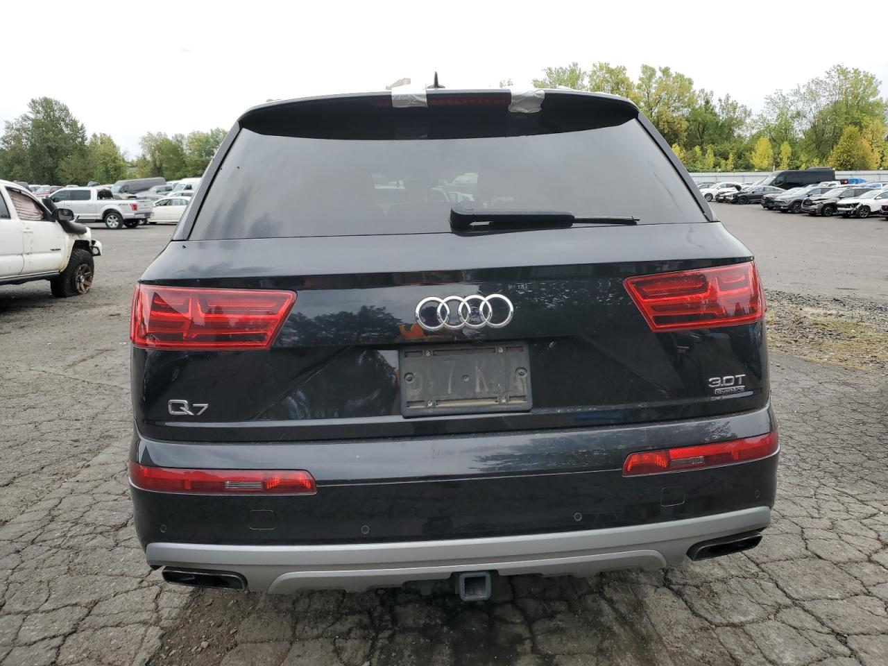 2017 Audi Q7 Premium Plus VIN: WA1LAAF75HD048502 Lot: 81971015