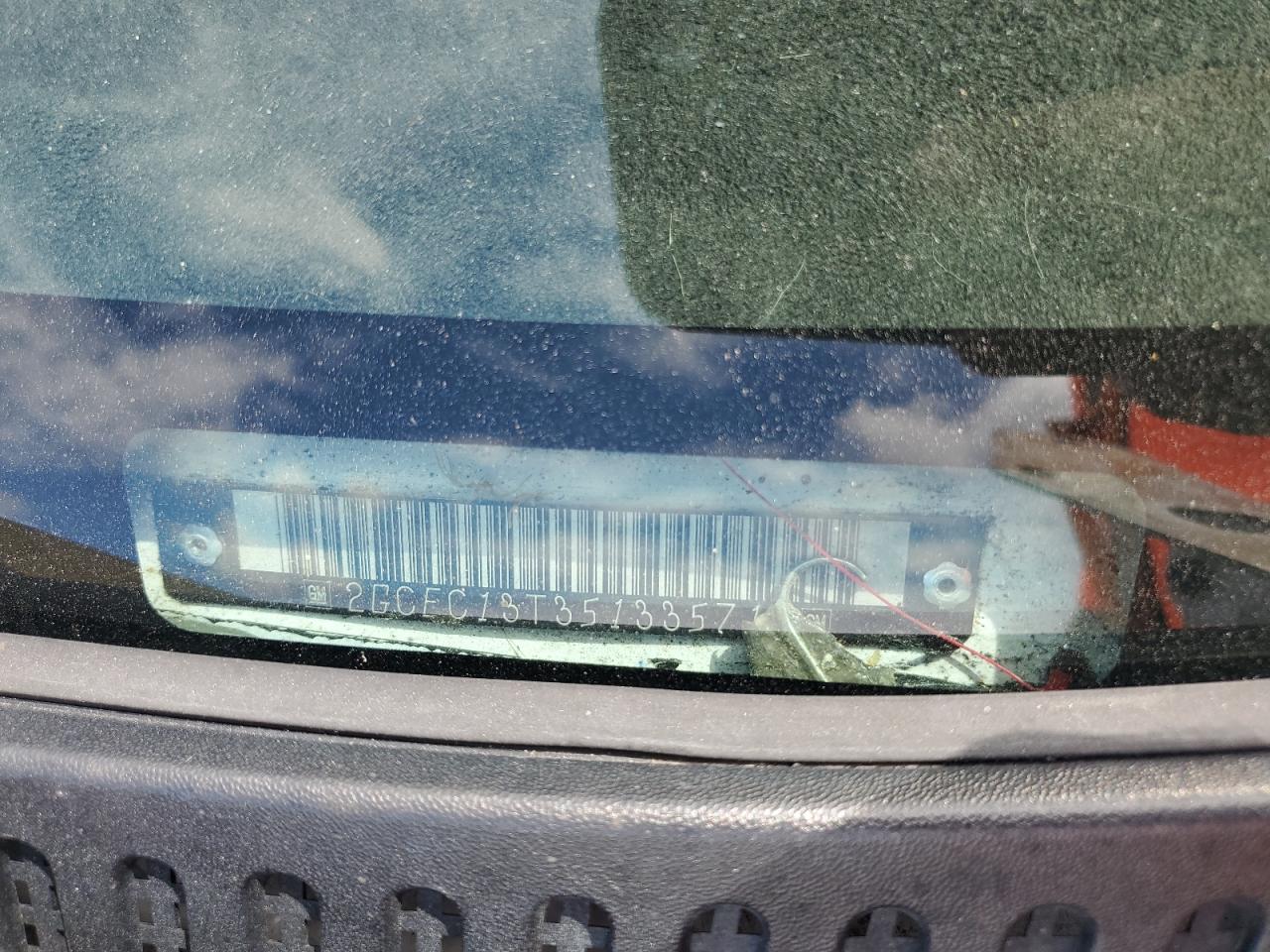 2005 Chevrolet Silverado C1500 VIN: 2GCEC13T351335712 Lot: 83830525