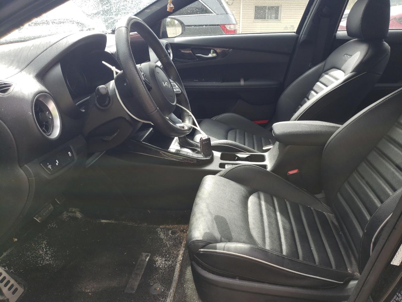 2024 Kia Forte Gt Line VIN: 3KPF54ADXRE693698 Lot: 83943475